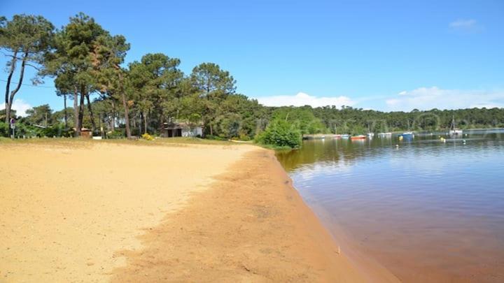 Appartement sur golf à Lacanau-Océan Esterno foto