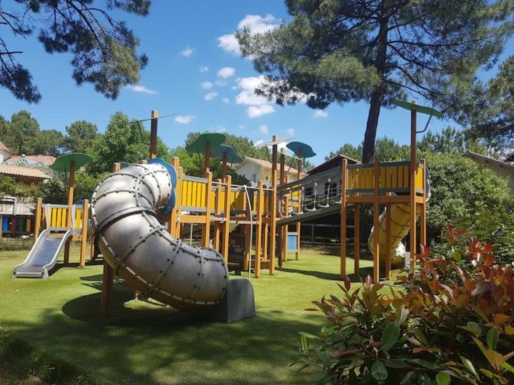 Appartement sur golf à Lacanau-Océan Esterno foto